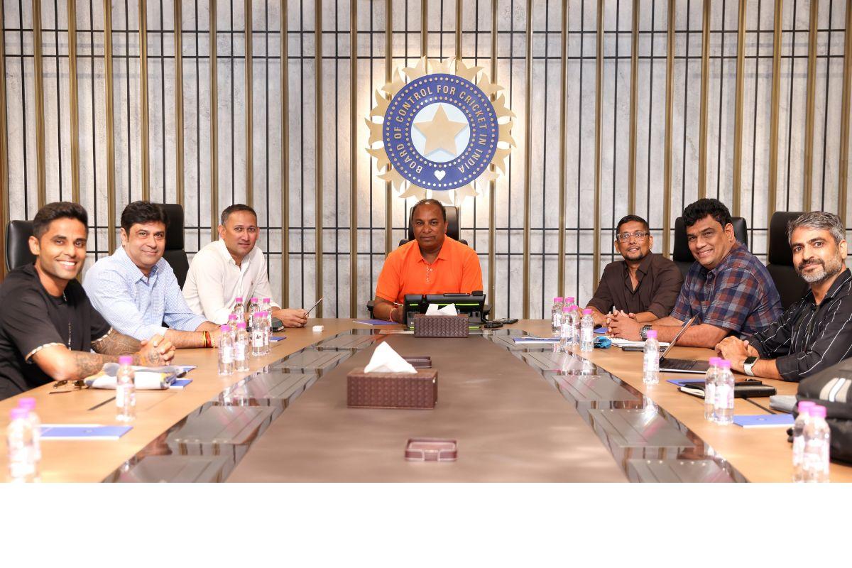 The current men's selection committee, which recently picked the squads for next month's Asia Cup, is currently headed by former India pacer Ajit Agarkar and comprises SS Das, Subroto Banerjee, Ajay Ratra, and S Sharath.