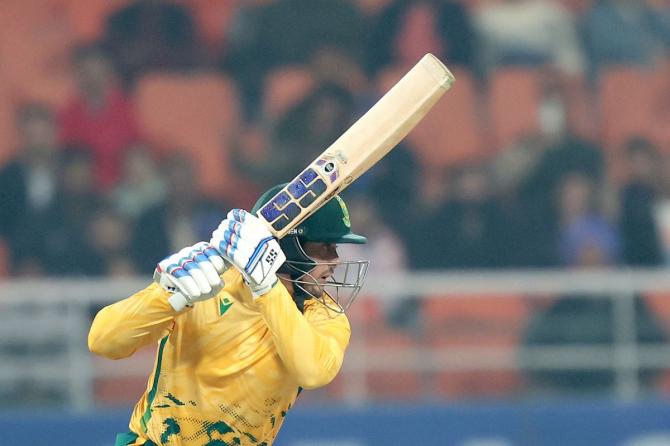 South Africa opener Quinton de Kock hit 5 fours and 7 sixes while scoring 90 off 46 balls during the second T20I against India at New PCA Stadium, Chandigarh, on Thursday.