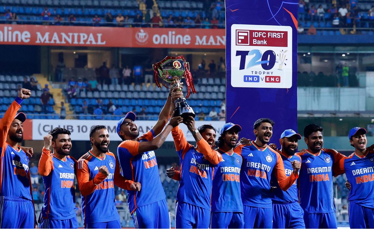 India players celebrate with the trophy after claiming the series 4-1 