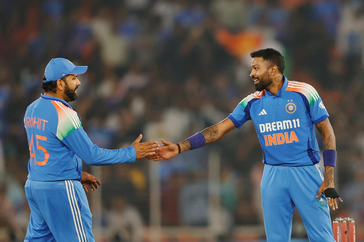 Rohit Sharma and Hardik Pandya celebrate the wicket of Adil Rashid