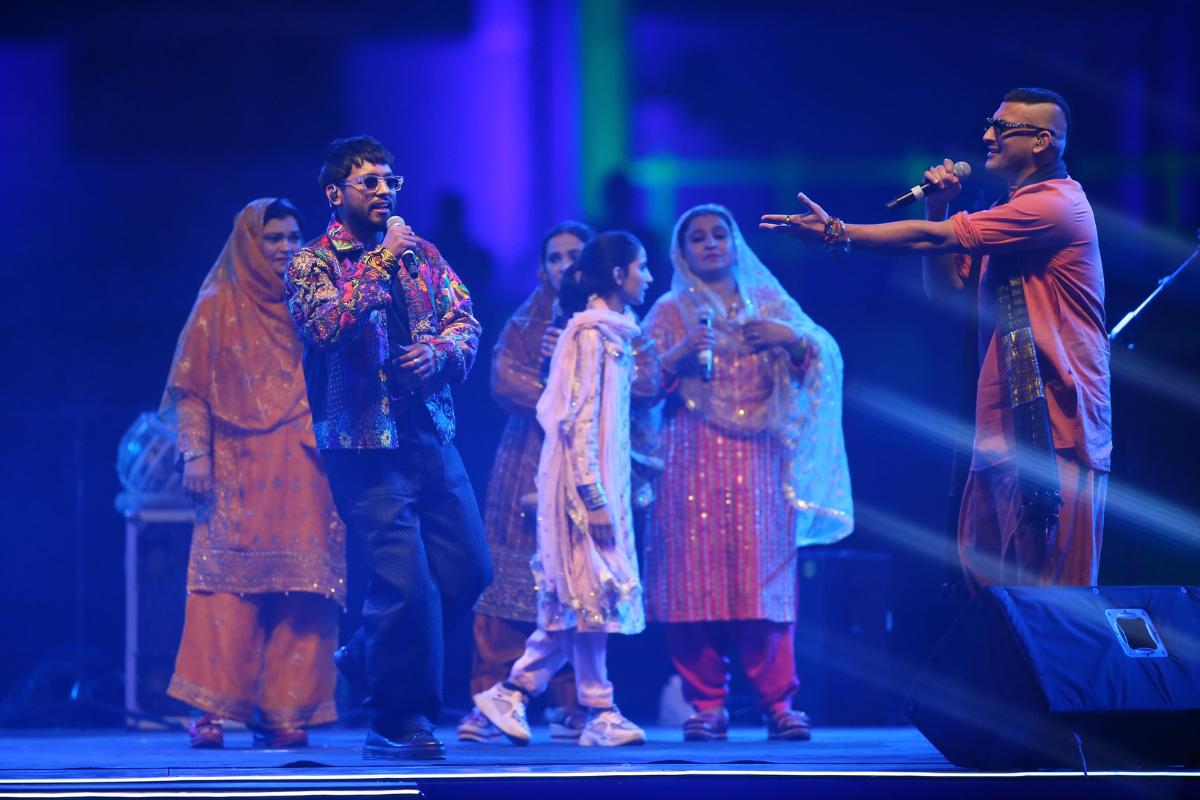 Singers perform at the Curtain Raiser