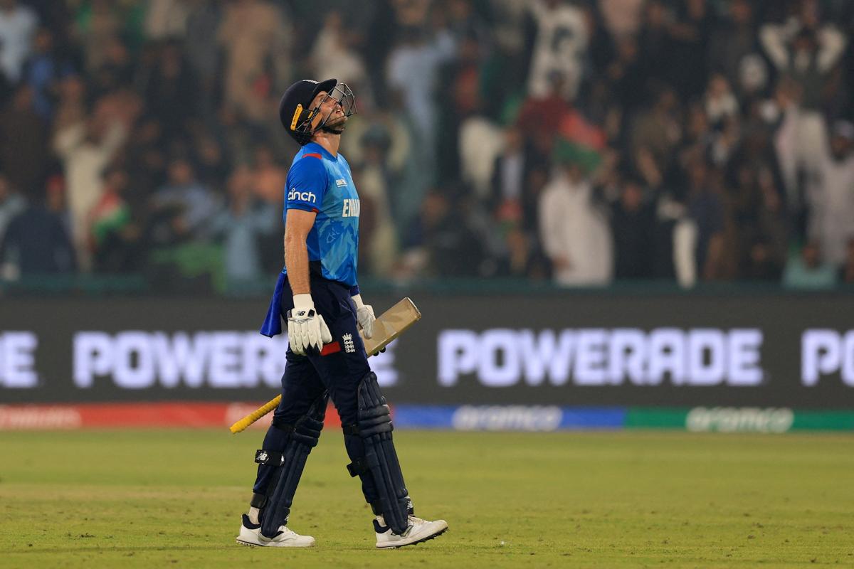 Joe Root walks out after being dismissed for 120