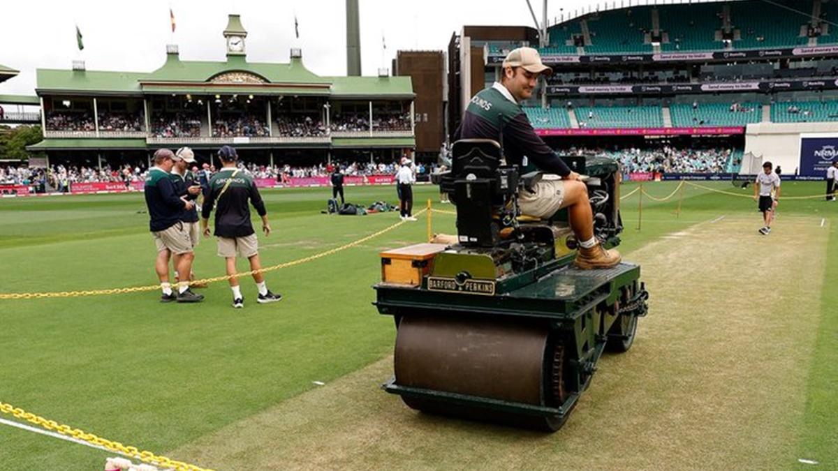 The Sydney Cricket Ground pitch for the fifth Test between Australia and India