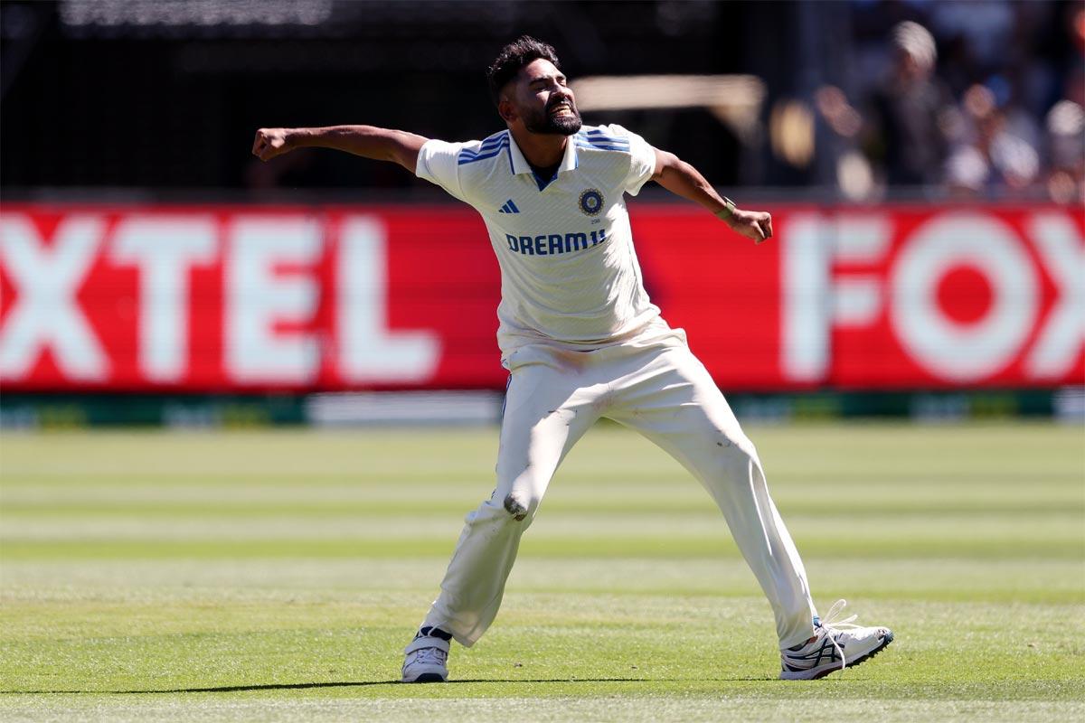 Mohammmed Siraj celebrates a wicket