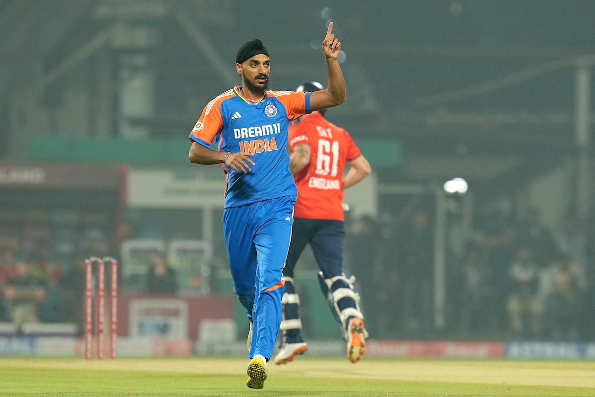 Arshdeep Singh celebrates the wicket of Phil Salt 