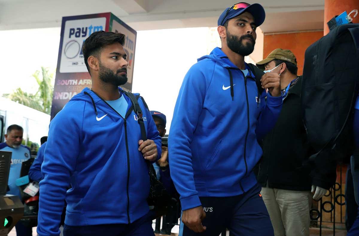 Rishabh Pant with Ravindra Jadeja