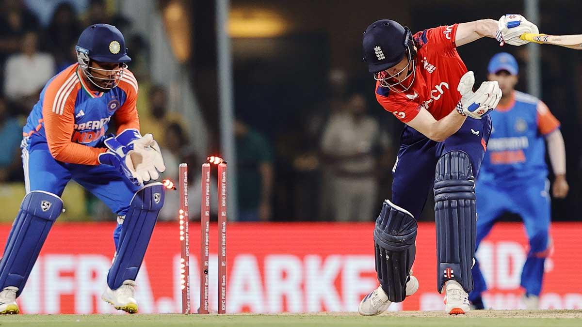 Harry Brook is bowled by Varun Chakaravarthy