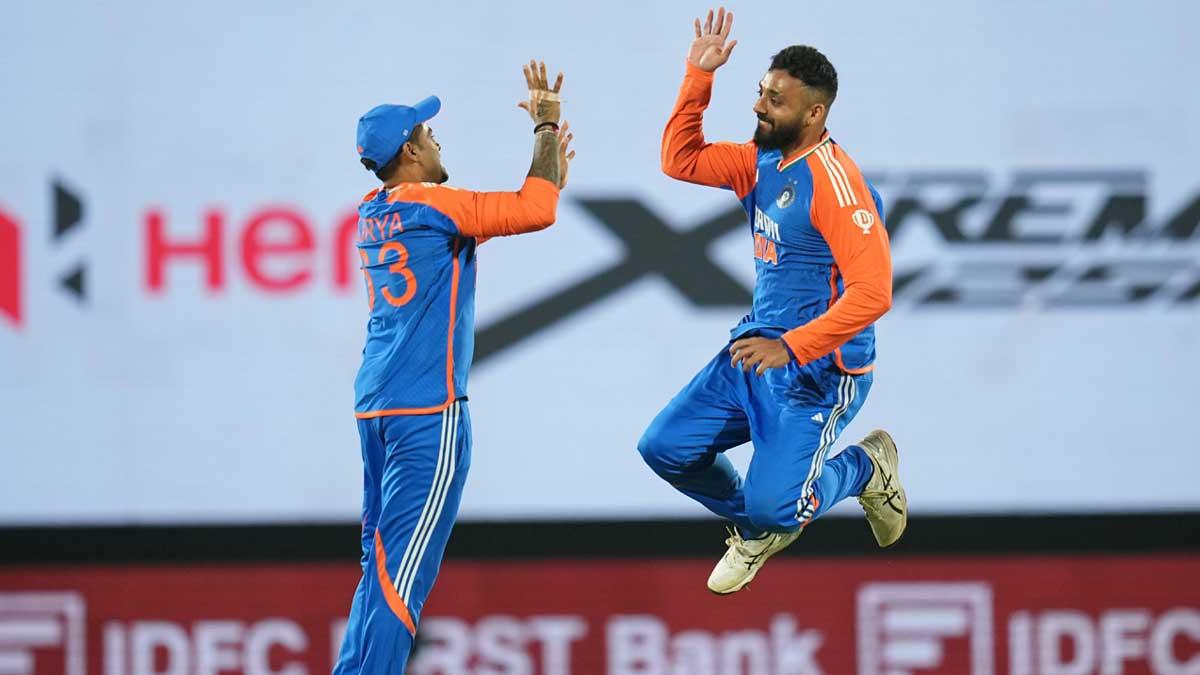 Varun Chakaravarthy celebrates after dismissing Jorfa Archer, to complete his five-wicket haul.