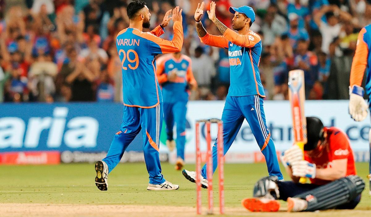 Varun Chakravarthy celebrates the wicket of Harry Brook