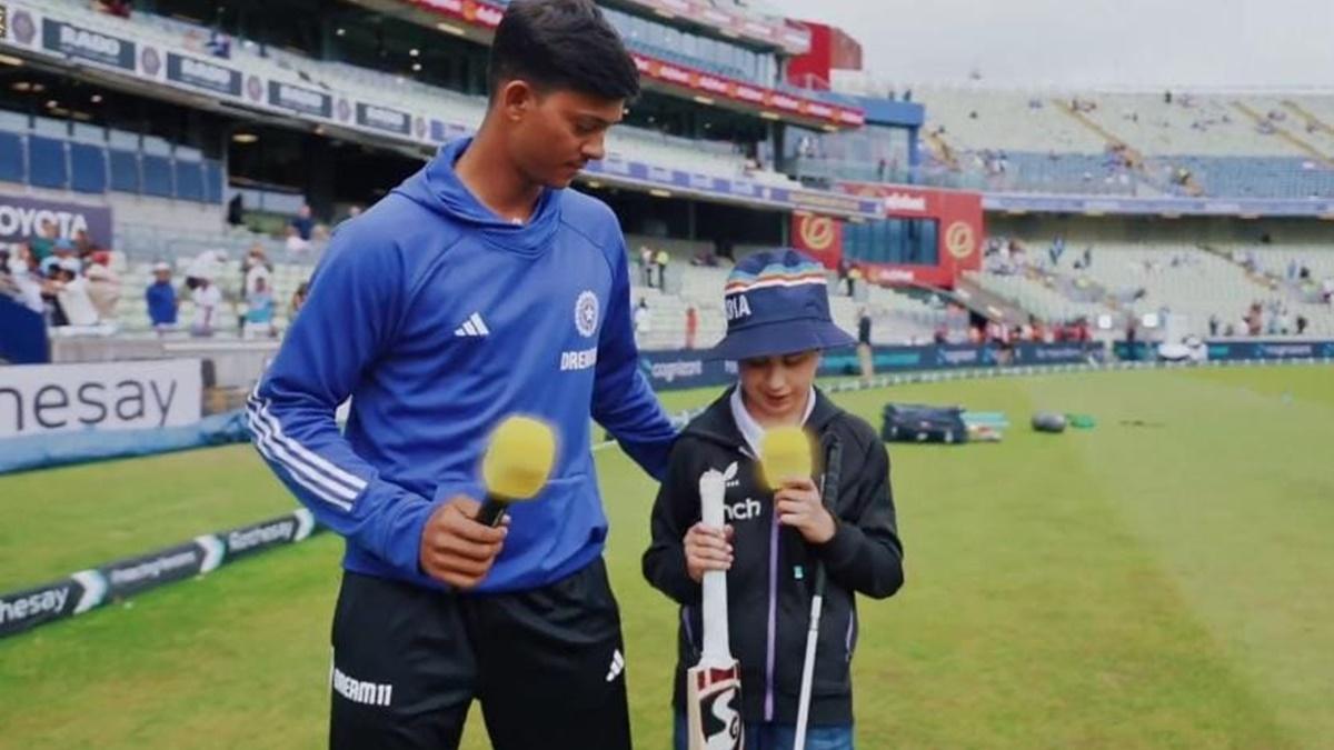 India opener Yashasvi Jaiswal gifts an autographed bat to Ravi, a visually impaired child on Day 4 of the second Test between England and India in Birmingham on Saturday.