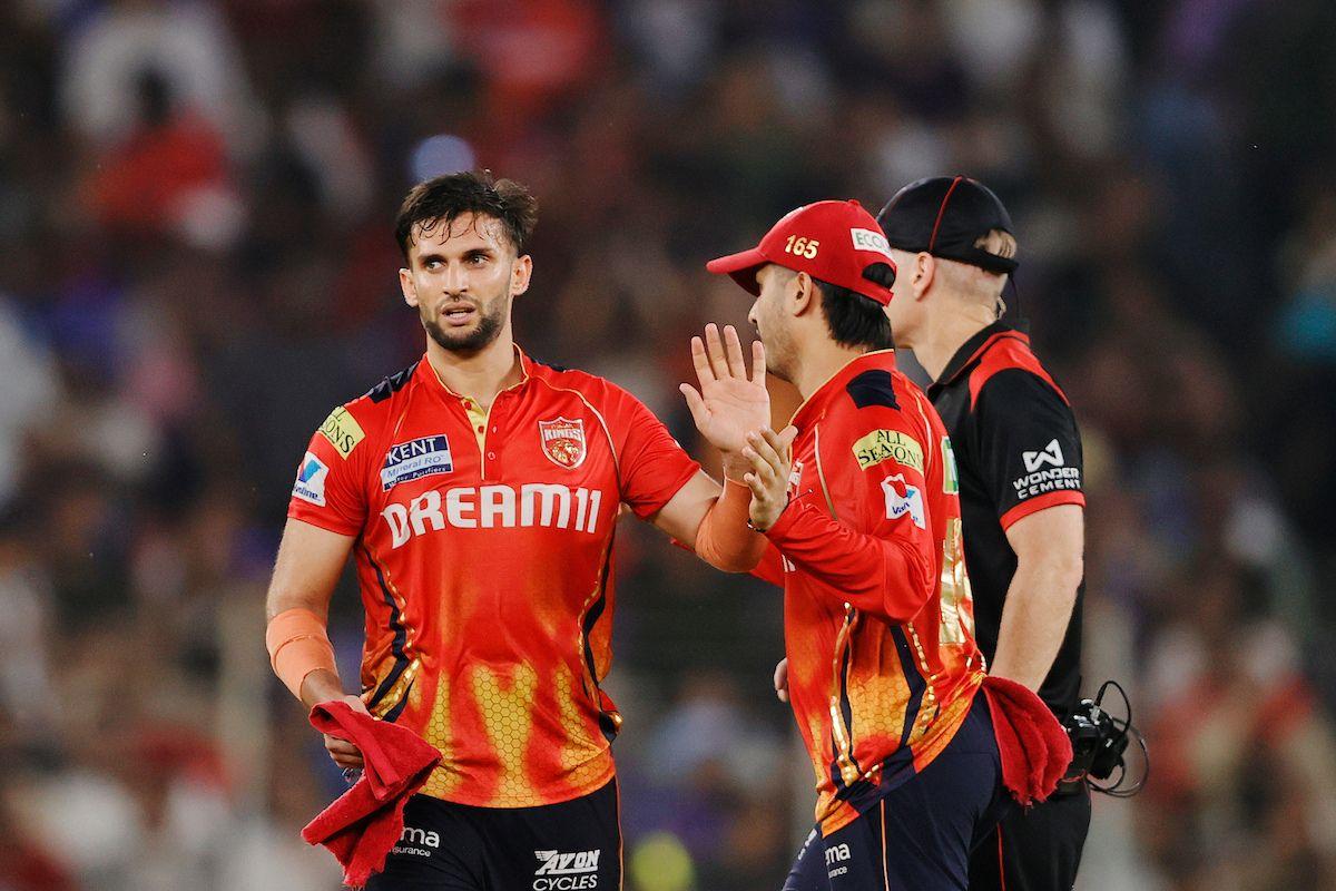 Azmatullah Omarzai celebrates the wicket of Hardik Pandya