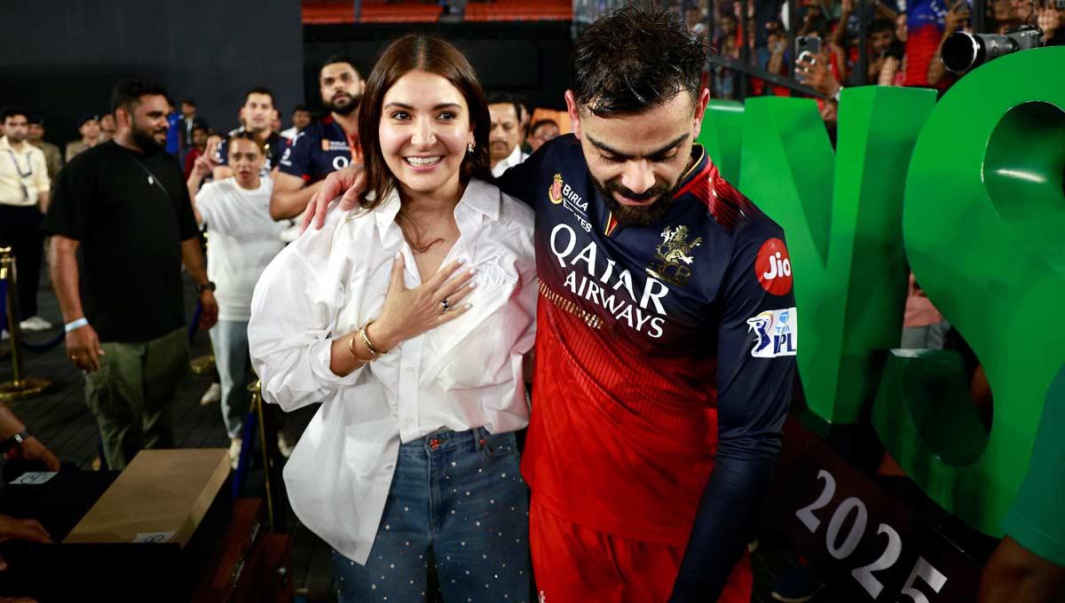 Virat Kohli with Anushka Sharma