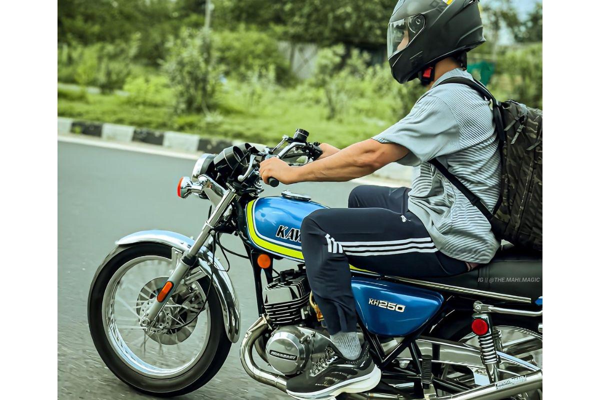 MS Dhonni rides in Ranchi