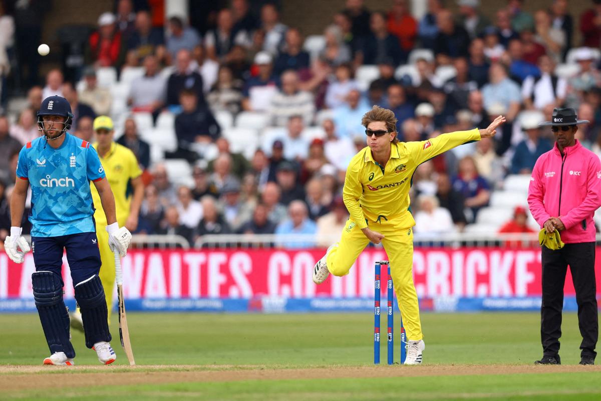 Legspinner Adam Zampa may be key to Australia's hopes of victory in Dubai, where India, who refused to play in co-hosting nation Pakistan, won their three group matches on spin-friendly wickets.