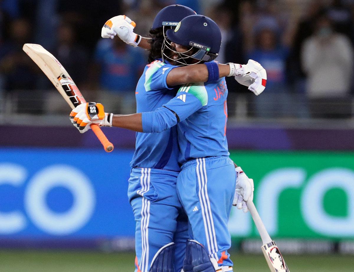 K L Rahul and Ravindra Jadeja celebrate after winning the semi-final match