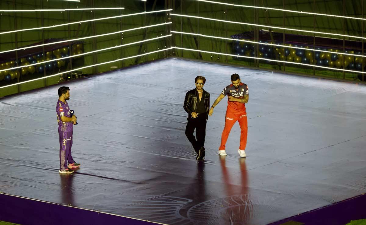 Shah Rukh Khan with Virat Kohli