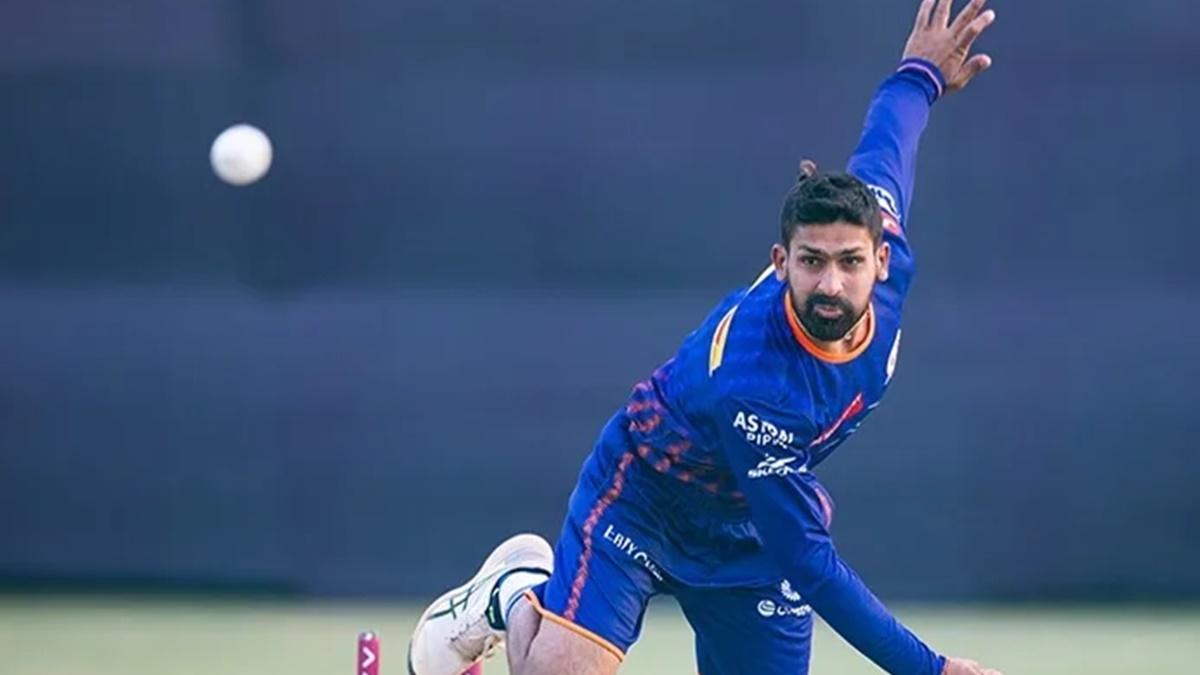 Raghu Sharma, a right-arm leg-break bowler, was part of the Mumbai Indians support bowling unit.