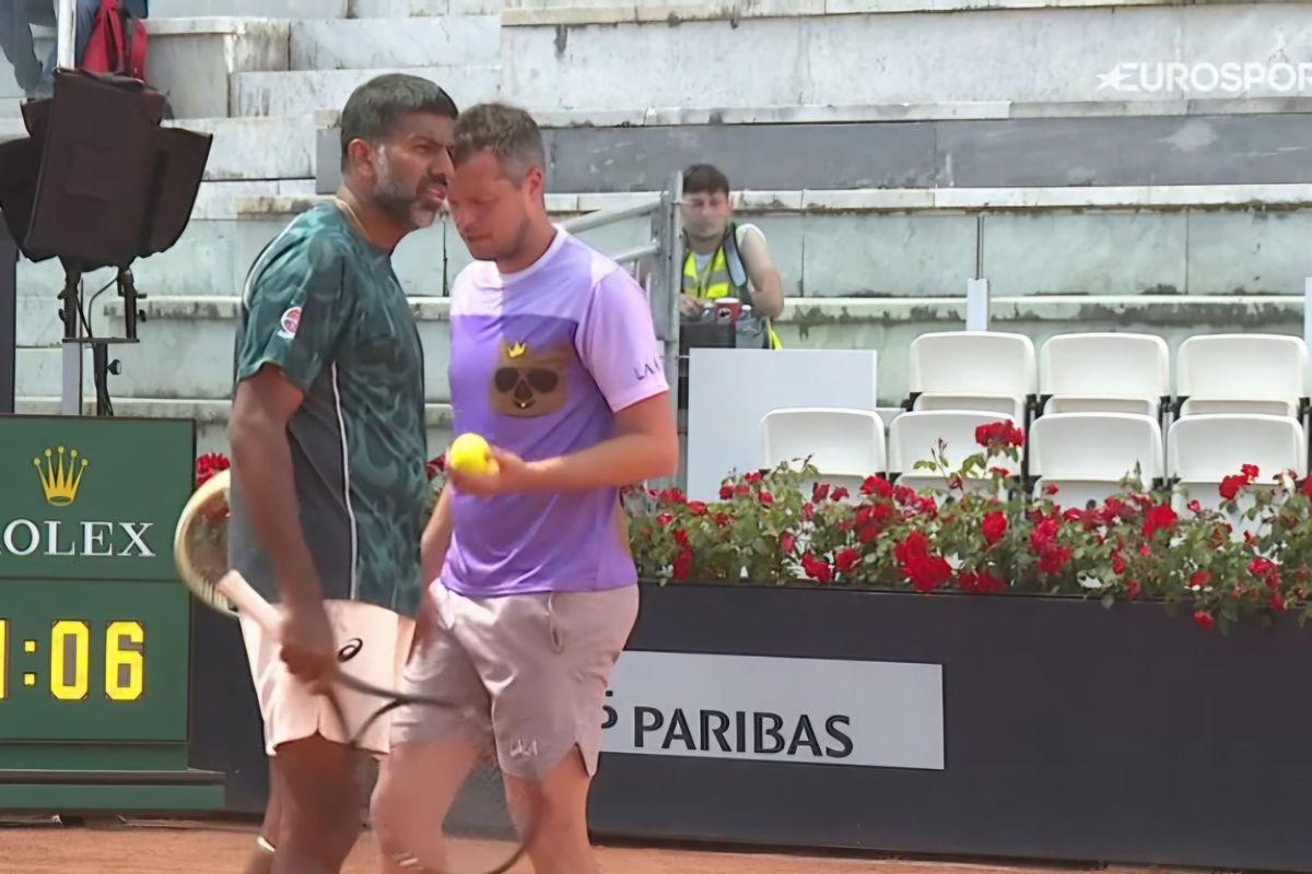 India's Rohan Bopanna and Adam Pavlasek of Czech Republic lost to British pair Joe Salisbury and Neal Skupski in the round of 16.