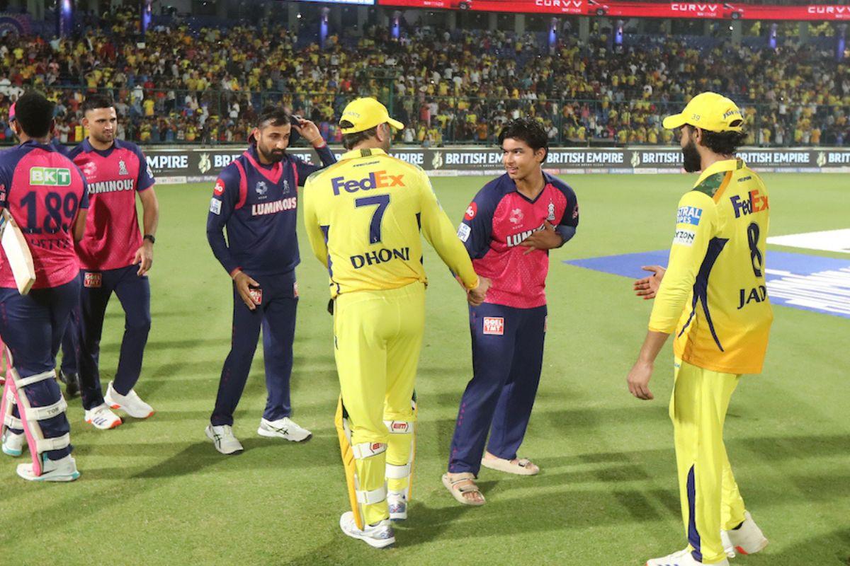 Suryavanshi takes Dhoni's blessings
