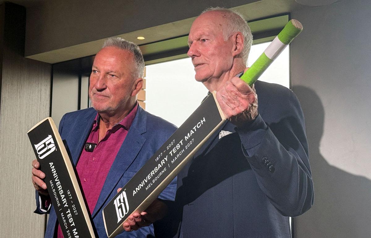 Ian Botham with Greg Chappell