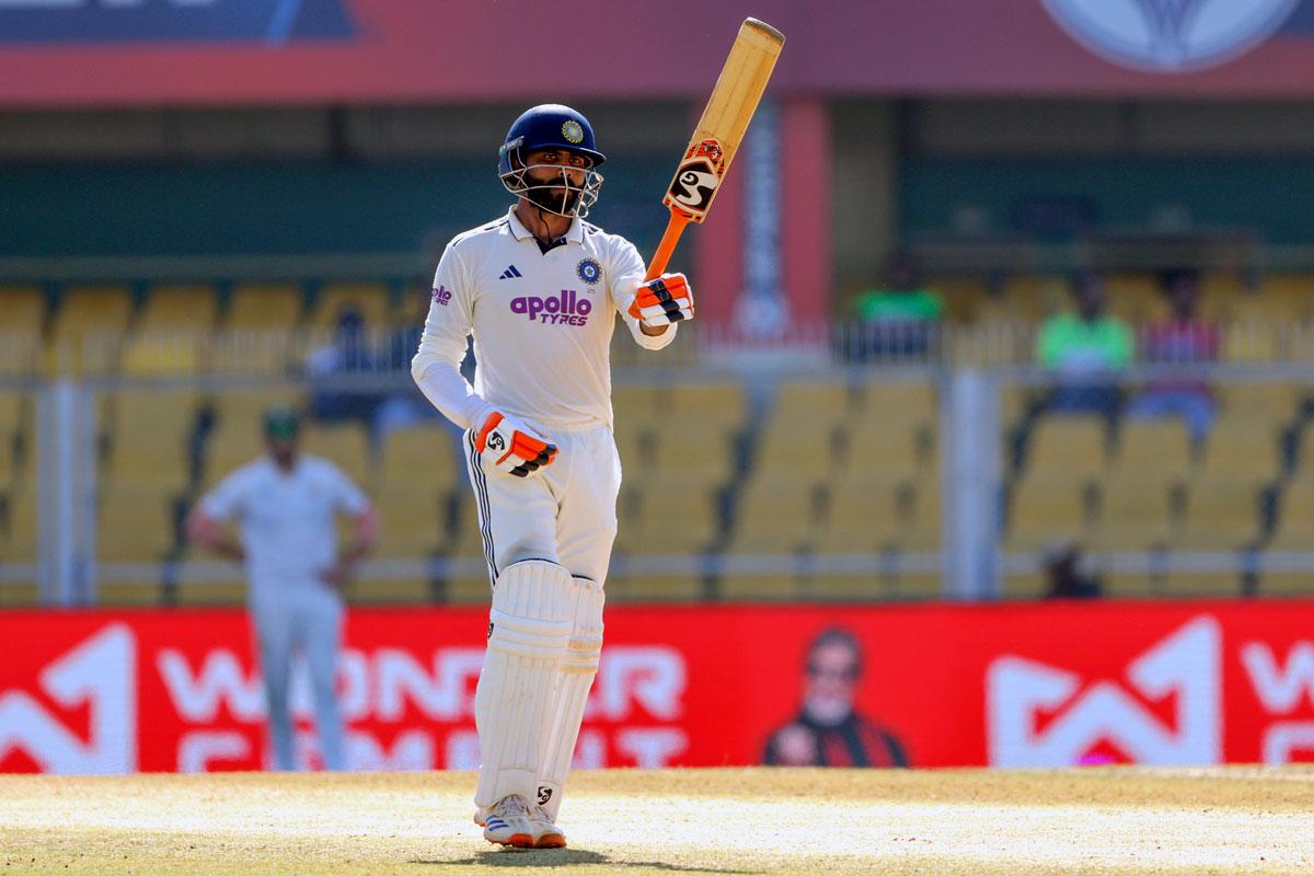 Ravindra Jadeja celebrates his half-century.