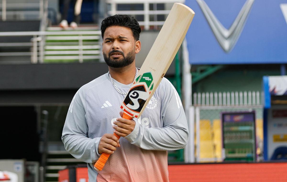 Sorry we couldn't...': Rishabh Pant apologises to fans - Rediff Cricket