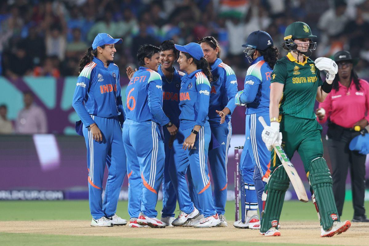 Indian bowlers kept pegging at the wickets but eventually lost by three wickets to South Africa