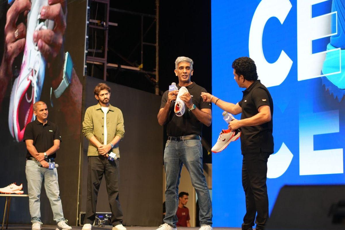 Co-founder and CEO, Kartik Gurumurthy with Sachin Tendulkar 