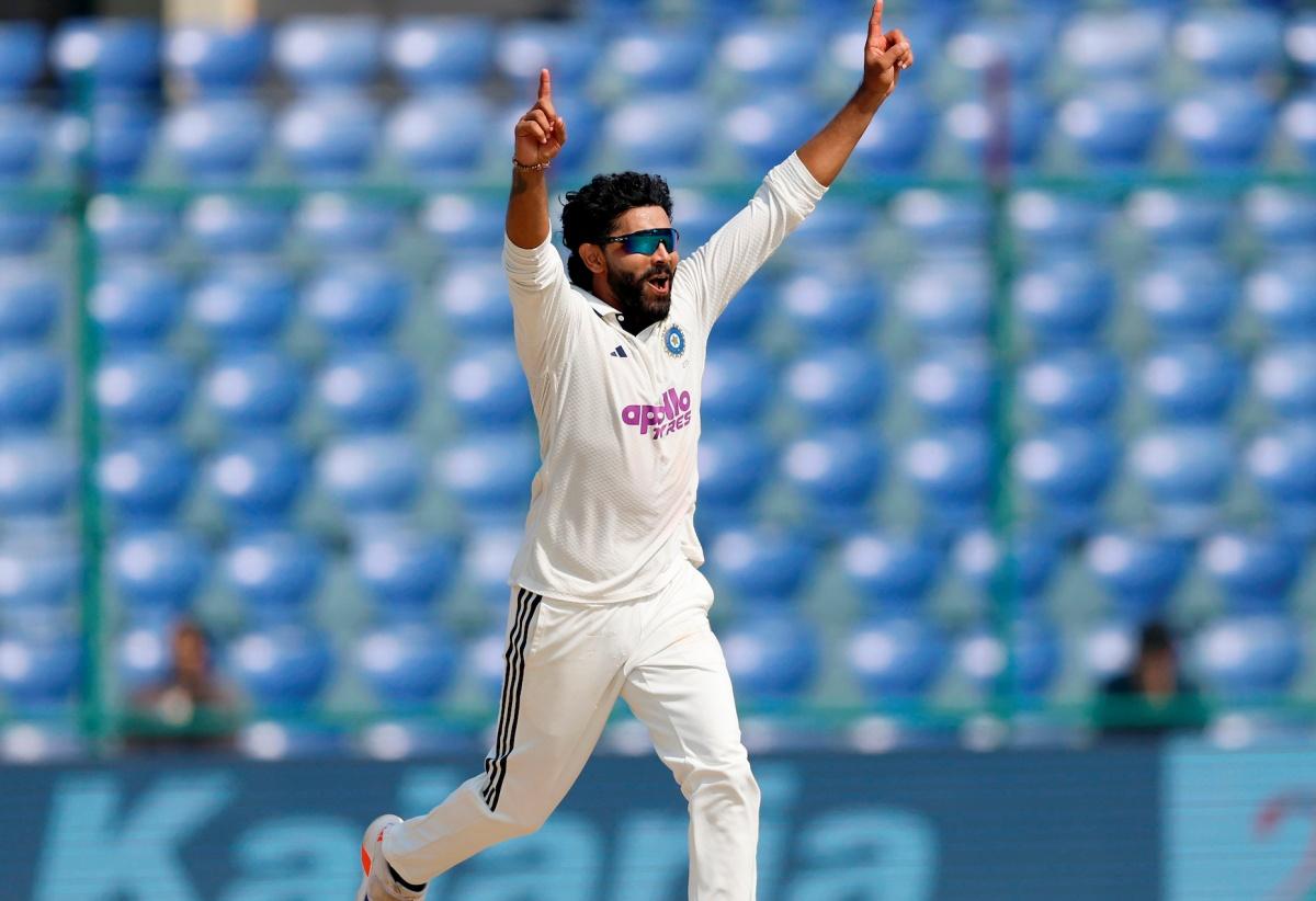 Ravindra Jadeja celebrates dismissing John Campbell