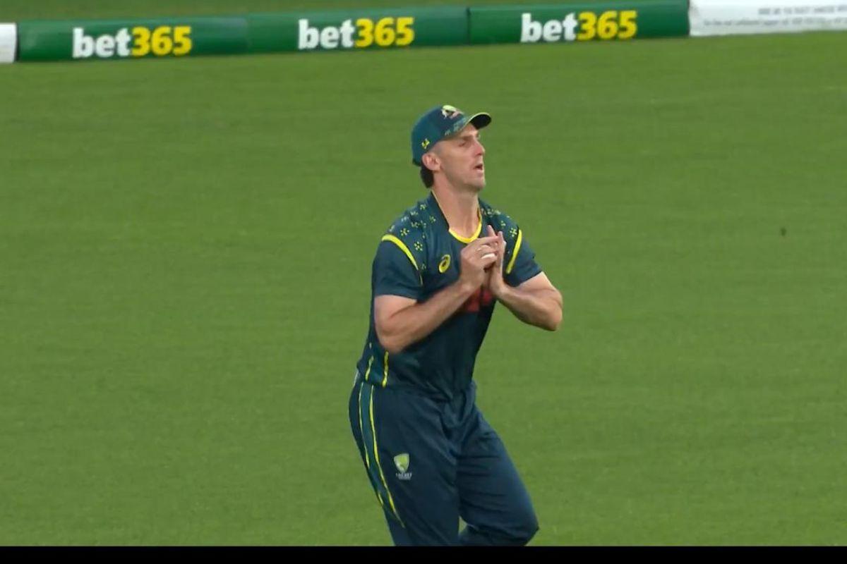 Mitch Marsh takes a catch to dismiss Shubman Gill, off the bowling of Josh Hazlewood