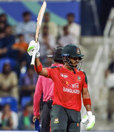 Tanzid Hasan celebrates his half-century Tanzid Hasan celebrates his half-century