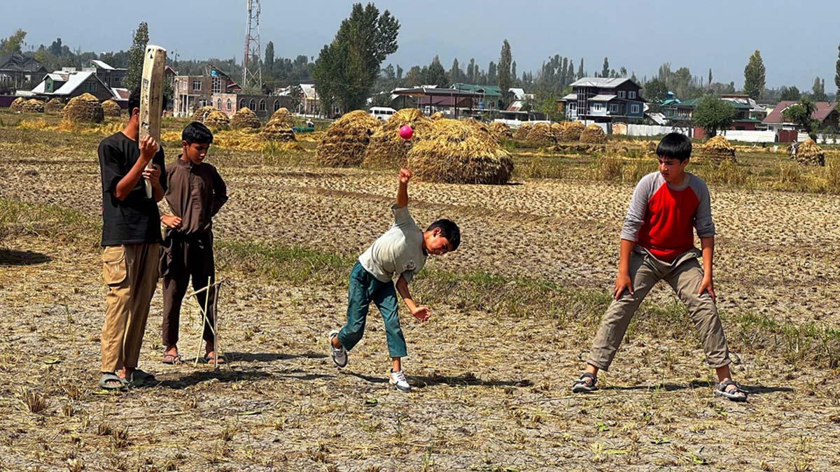 Asia Cup Final Fever Grips Kashmir Asia Cup Final Fever Grips Kashmir