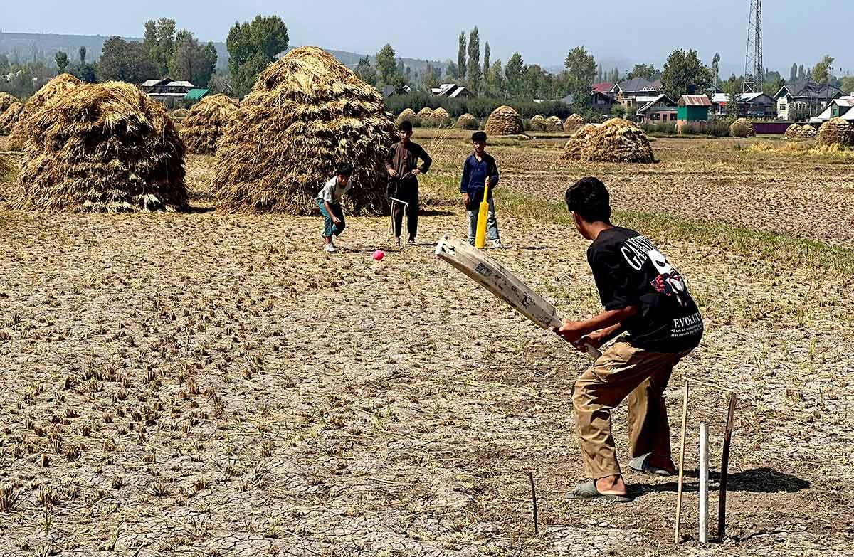 Asia Cup Final Fever Grips Kashmir Asia Cup Final Fever Grips Kashmir