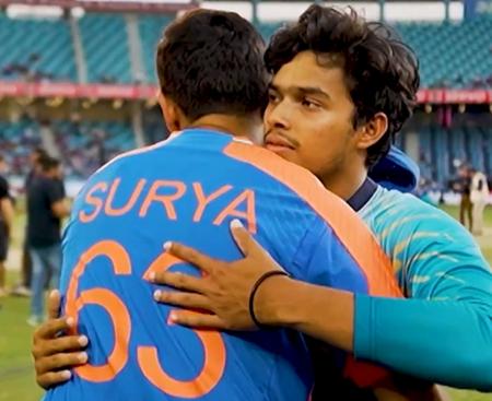 Suryakumar Yadav with Dunith Wellalage Suryakumar Yadav with Dunith Wellalage