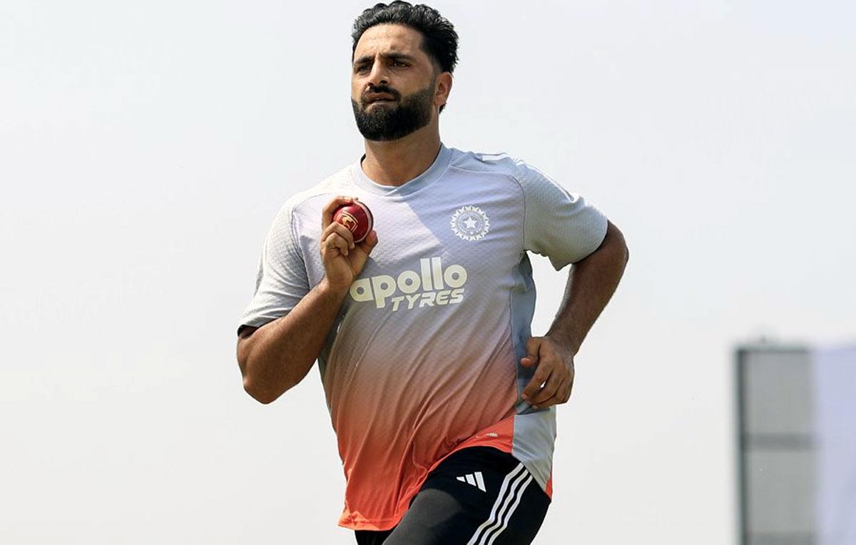India's Test Tour of Sri Lanka: J&K Pacer Auqib Nabi Named As Jasprit Bumrah's Replacement - Rediff.com
