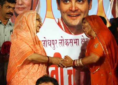 Kumari along with a Congress supporter