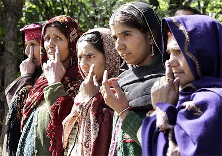 India votes in the Fourth Phase