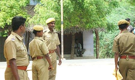 Cops chat as peaceful election progresses in Kurumbur village