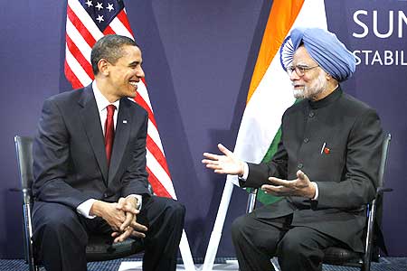 Dr Singh with US President Barack Obama during their bilateral meeting at the G20 Summit in London