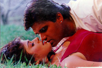 Pooja Batra, Sunil Shetty