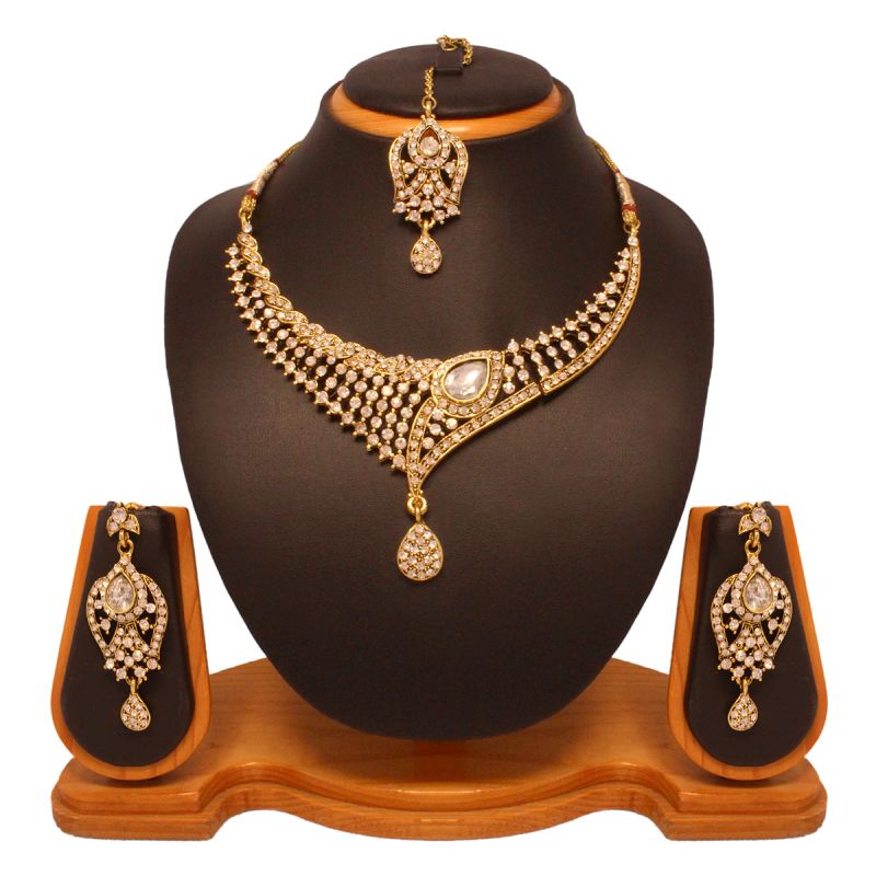 Amazing Combo set of Kundan and Diamonds