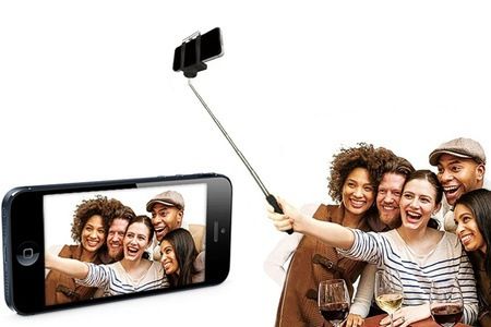 Monarchie dosis Beoefend How to Use a Selfie Stick Monopod - Latest New Gadgets | Cool, Spy,  Electronic Gadgets | Online Shopping Mobile Phones & Gadgets