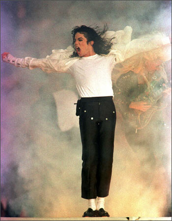 Remembering MJ's iconic sense of style - Rediff Getahead