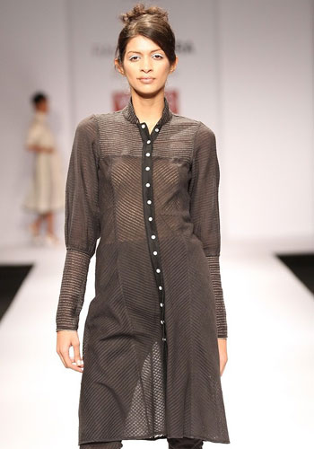 Yesterday's crafts for the woman of today: Rahul Mishra