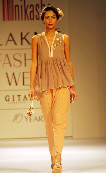 In Full Bloom by Nikasha at the LFW