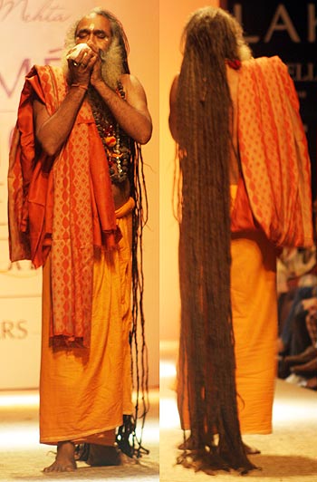 LFW: A conch-blowing sadhu, a live band and Indian magic