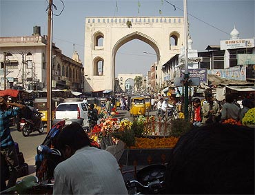 The market area near the Charminar