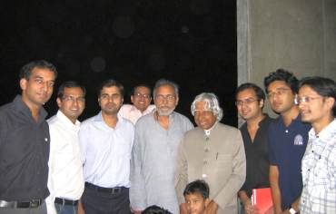 The Anti-corruption Helpline Team with Prof Anil Gupta and Dr APJ Abdul Kalam.