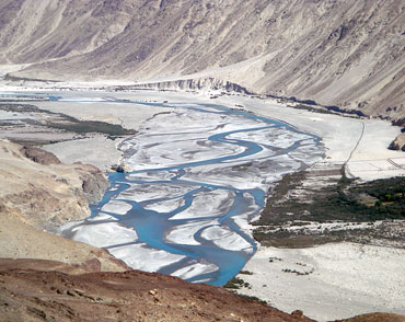 Nestled in the trans-Himalayan range, Spiti is a high altitude desert region.