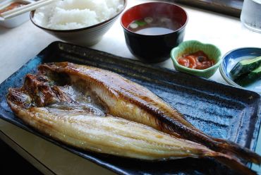 Mackerel contain omega-3 fatty acids, which can inhibit inflammation